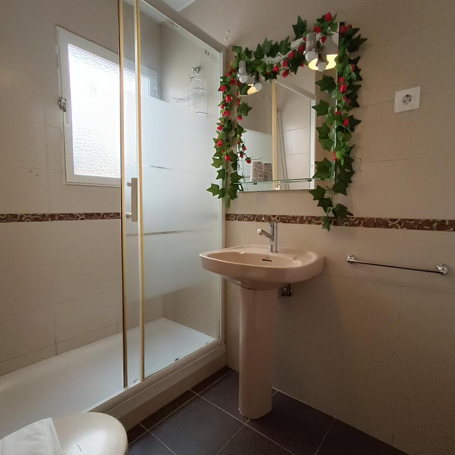 מאלגה Bolivia Beach Apartments מראה חיצוני תמונה
