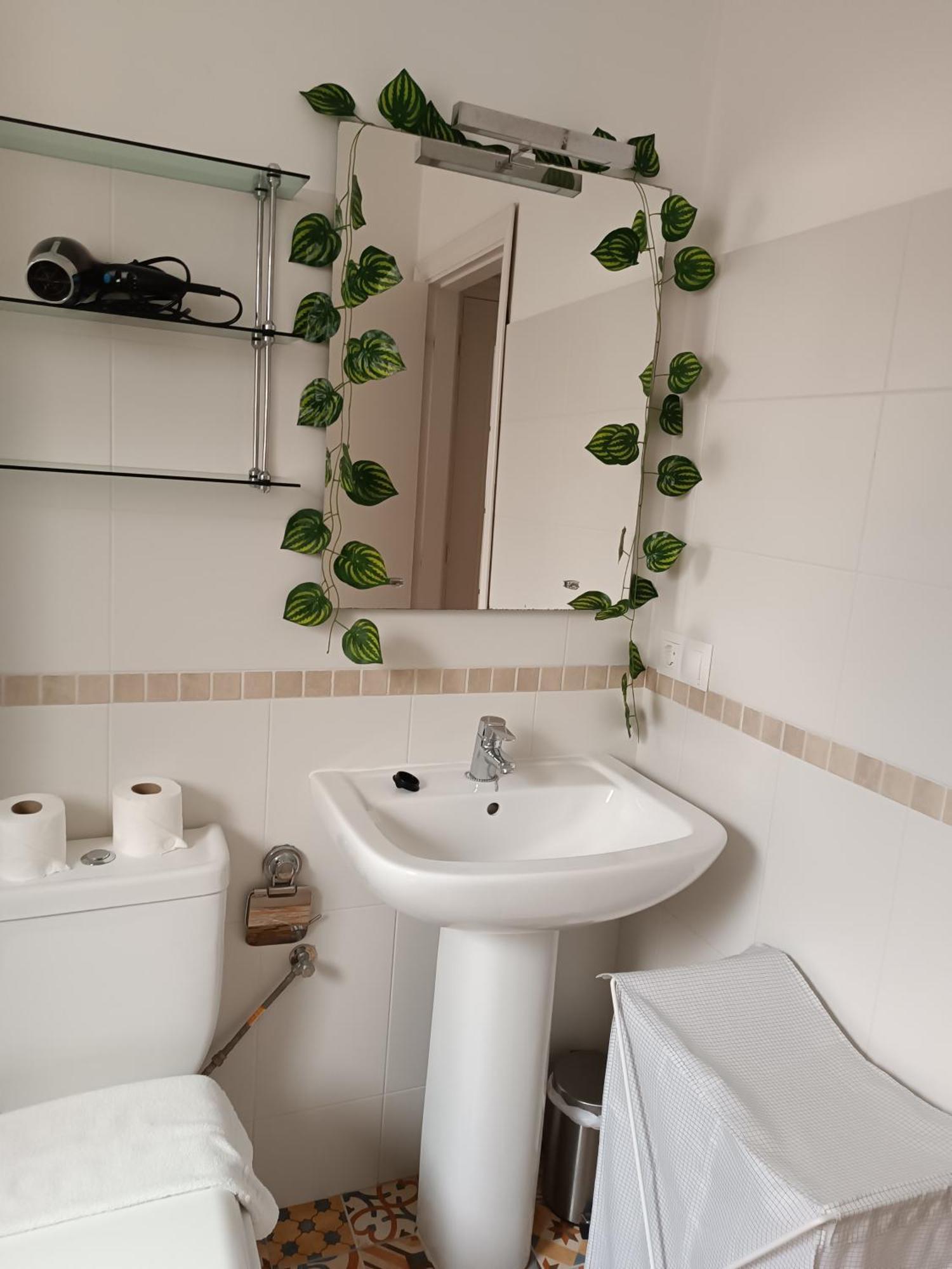 מאלגה Bolivia Beach Apartments מראה חיצוני תמונה