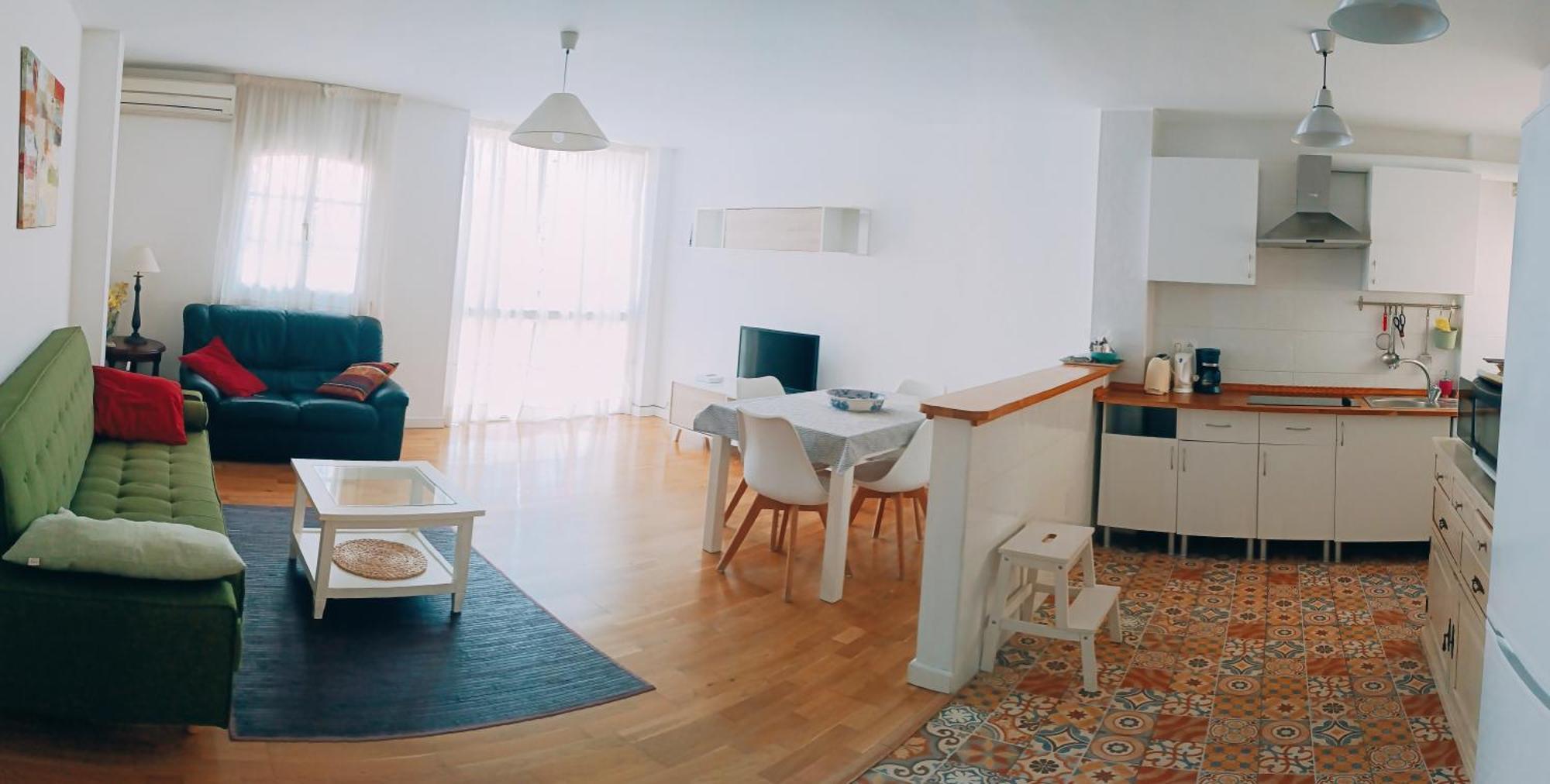 מאלגה Bolivia Beach Apartments מראה חיצוני תמונה